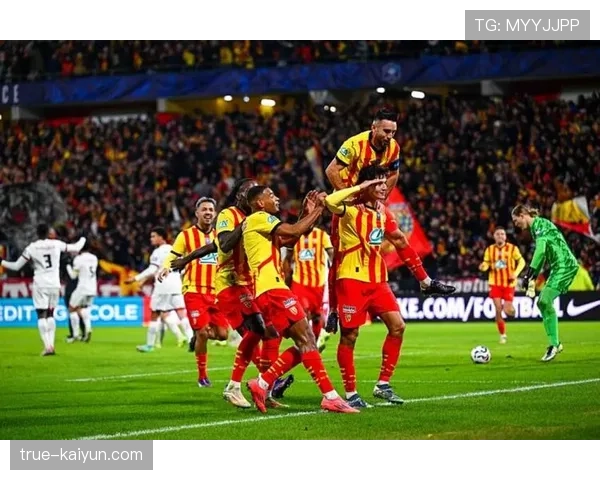 朗斯主场强势延续：博拉埃特德莱里斯球场成堡垒